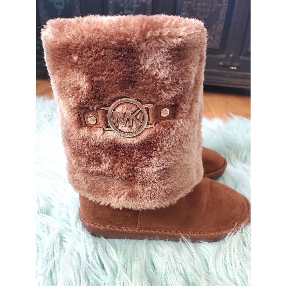 MICHAEL KORS

Girls' Suede Faux Fur Boots
Sz:13